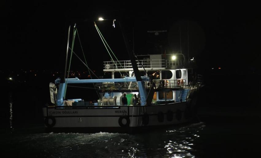 Akdeniz'in kıyısında heyecanlı bekleyiş sona erdi: Balıkçılar Mavi Vatan'a açıldı!