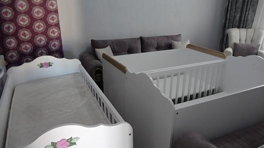 Üçüz bebeklerin annesinin sözler Aksaray Valiliği'ni harekete geçirdi: Her annenin hayali olan beşik ile bebek arabası alamadık