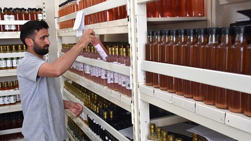 Evde başladı şimdi yurt dışından gelen siparişlere yetişemiyor!