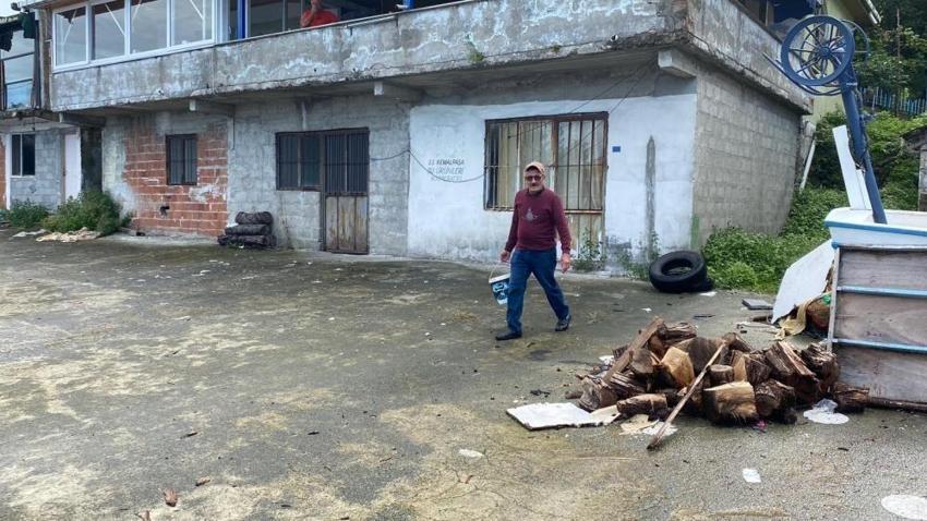 Artvin'de balık ustasının ilginç hikayesi: Martılarla bağı şaşırtıyor