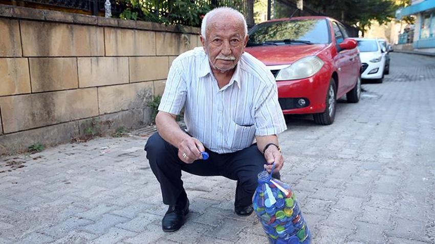 Kastamonu'da dede ile torunun engelliler için verdiği mücadele örnek oldu! Dur durak bilmeden kapak topluyorlar