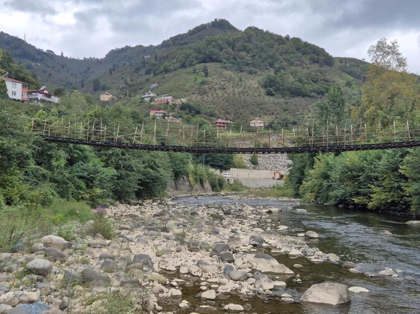 Giresun'da vatandaşlar tedirgin! Vatandaşlar acil yardım bekliyor