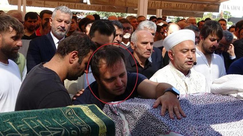 Samsun'da Kızılırmak Nehri'ne uçan araçta ailesini kaybetti! Tabutların başında ağlayan baba kasten öldürme suçundan tutuklandı