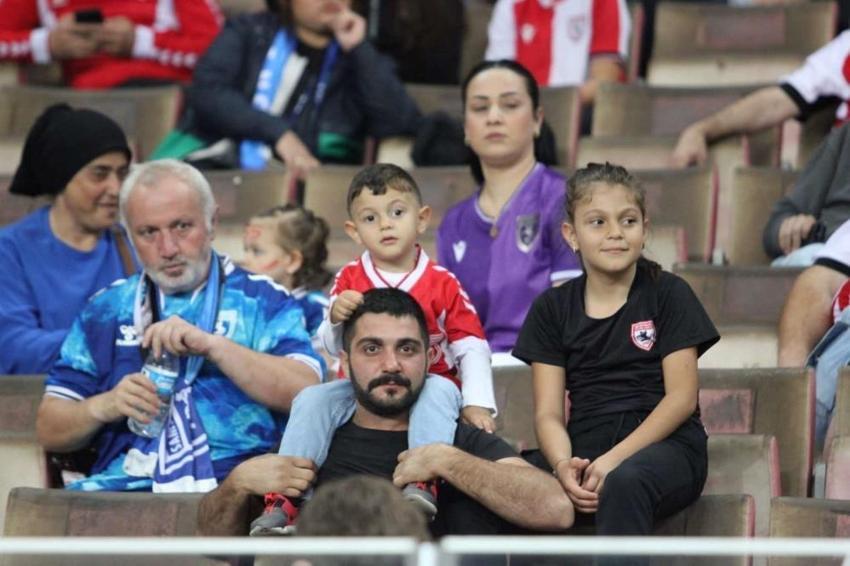 Samsunspor maçında rezalet patladı! Bilet alan taraftarlar kapıda kaldı