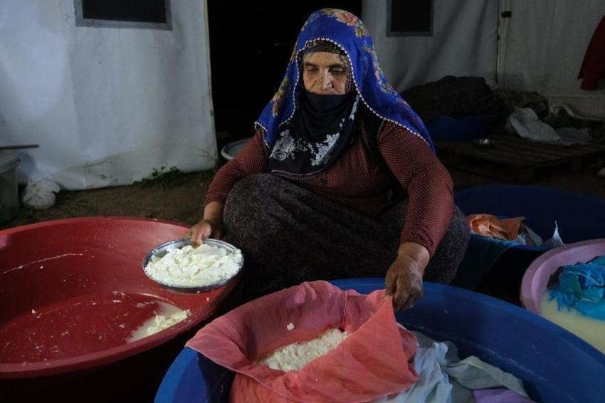Erzincan'da Şavak Aşireti'nin zorlu yayla mesaisi meyvesini verdi! Tescilli ürünün satışları başladı