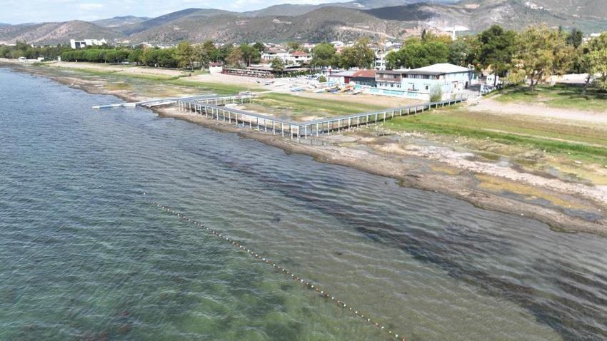 Bursa alarm durumuna geçti: İznik Gölü karaya oturdu