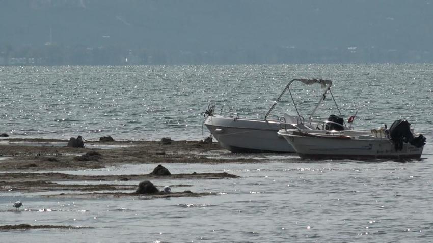 Bursa alarm durumuna geçti: İznik Gölü karaya oturdu