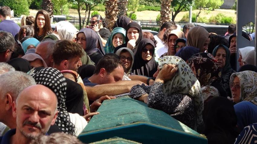 Samsun'da eşi ve oğlunu ‘kasten öldürme’ suçundan tutuklanan doktorun başka bir kadınla ilişkisi ortaya çıktı