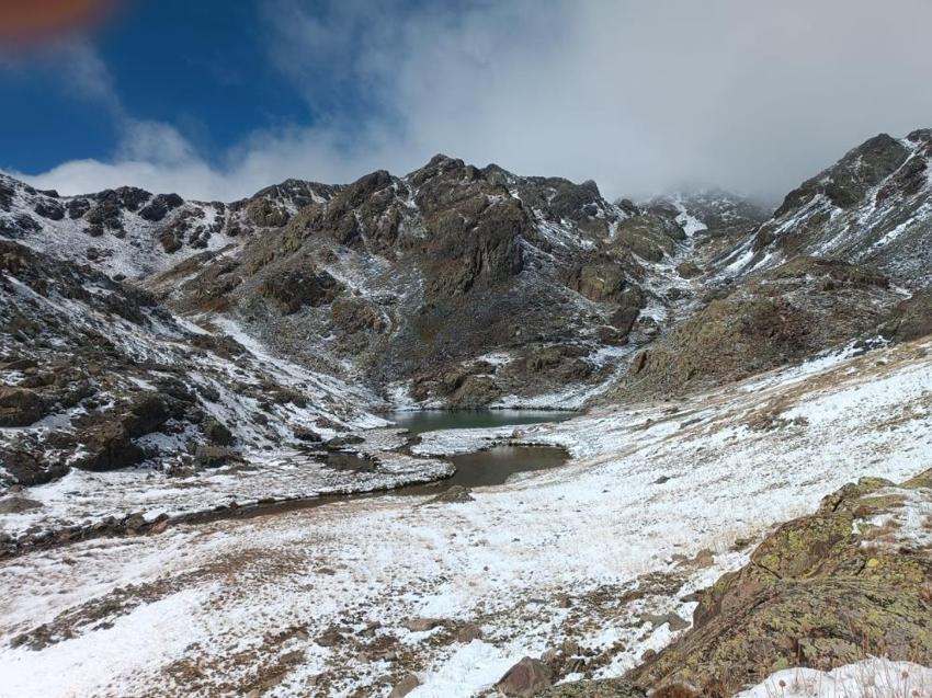 Erzurum'a kar yağdı, muhteşem manzara ortaya çıktı!