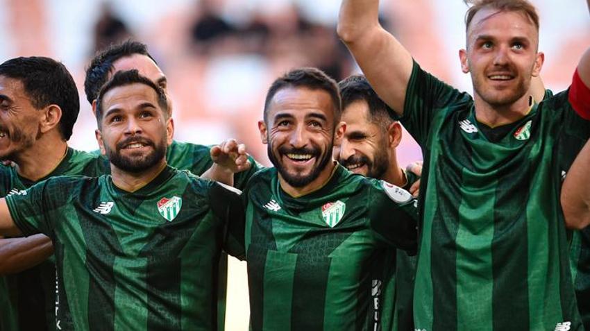 Bursaspor yine yaptı yapacağını! Şimdiden 28 gol birden attı