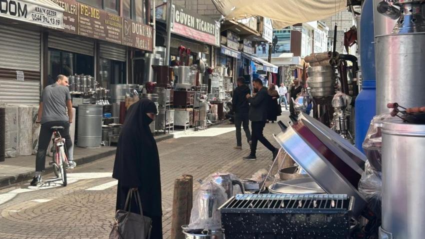 Van'da sezon açıldı! Tarihi Sobacılar Çarşısı’nda hareketlilik başladı