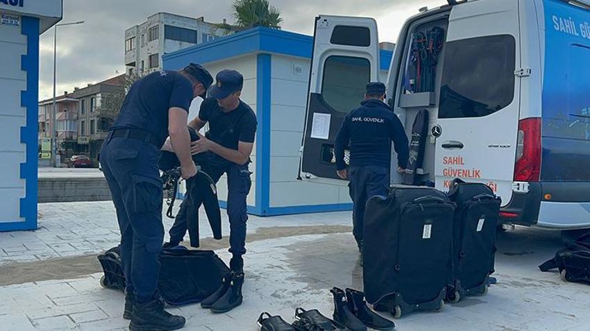 Sakarya'da sahilde bulunan ayakkabılar korkuttu! Sahil güvenlik harekete geçirdi