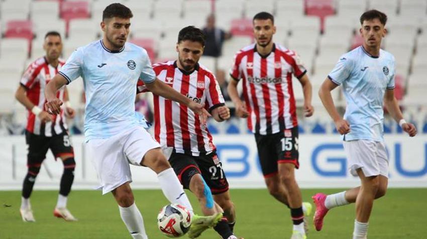 Adana Demirspor dağıldı! 5-0 sonrası Koraz Palaz itiraf etti, Sivasspor’a özel tebrik