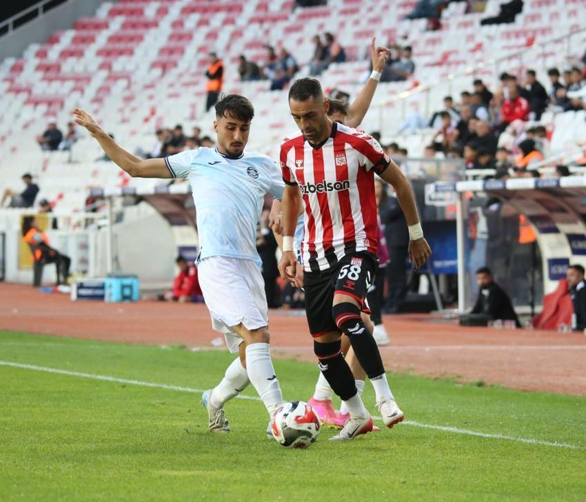 Adana Demirspor dağıldı! 5-0 sonrası Koraz Palaz itiraf etti, Sivasspor’a özel tebrik