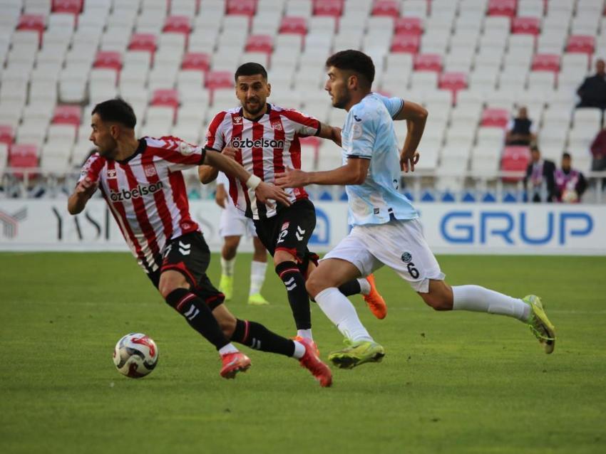 Adana Demirspor dağıldı! 5-0 sonrası Koraz Palaz itiraf etti, Sivasspor’a özel tebrik