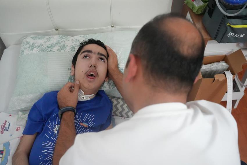 Gaziantep'te bademcik ameliyatı sonrası engelli kalan çocuğun ailesine rekor tazminat! 'Keşke biz bu rakamı almasak da oğlum 1 TL harçlık isteyebilse'