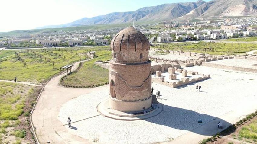 Hasankeyf'te turizm patlaması: 12 bin yıllık tarih, yıllık hedefini ikiye katladı!