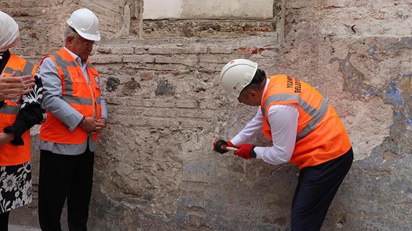 Tütün deposu olarak kullanılan kilise dönüştürülüyor! Gençlerin yeni buluşma noktası olacak
