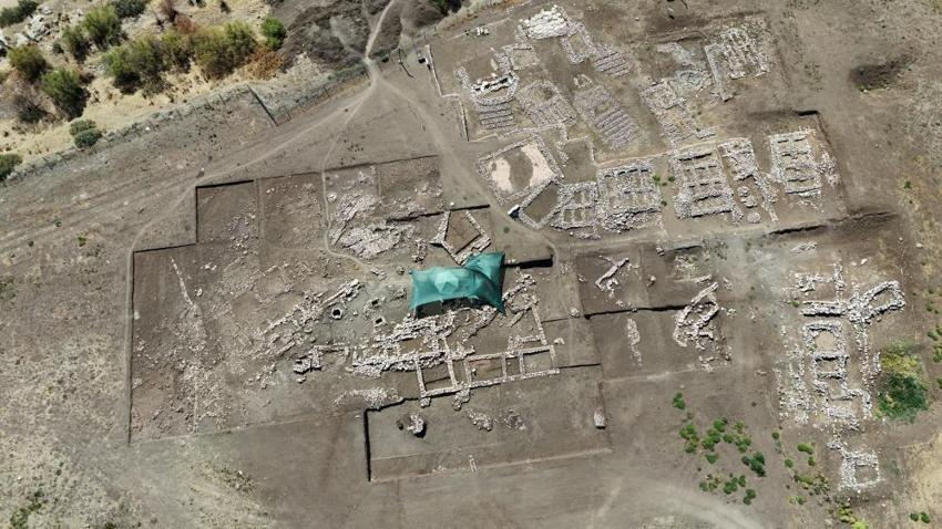 Diyarbakır'da dev arkeolojik keşif: 5 ve 11 bin yıllık 6 mezar bulundu!