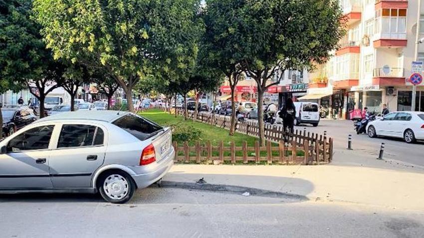 Bahçelievler'de korku dolu dakikalar! Anne ile kızı iki kişiyi bıçakladı biri öldü
