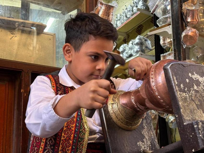 Gaziantep'in 500 yıllık senfonisi: Bakırcılar Çarşısı'nda çekiç sesleri turistleri büyülüyor!