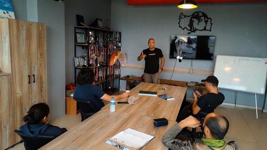 Sağlıkçıdan mühendise herkes Serdivan'da tek bir şey için geliyor! 1,5 ayda her şeyi öğreniyorlar