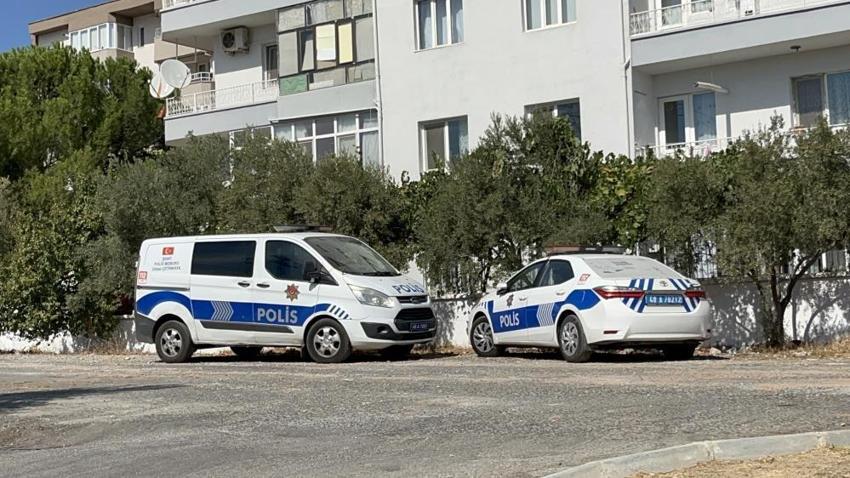 Belediye ekipleri yol kenarını kazarken keşfetti! Gizemi çözülemedi, polisler 24 saat nöbet tutuyor