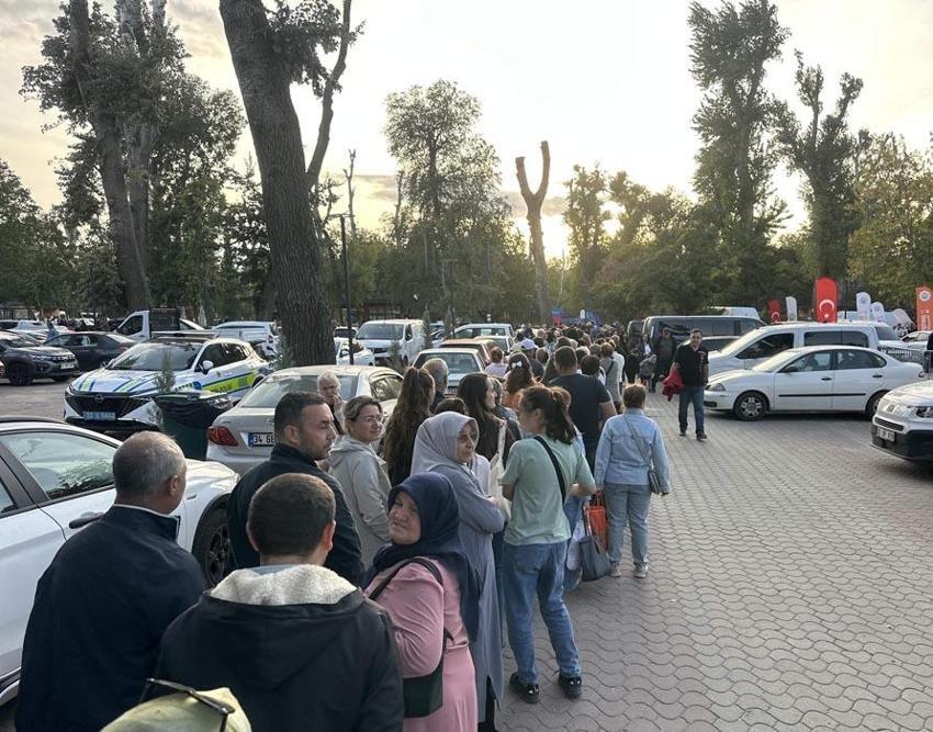 Edirne'de Topraktan Sofraya Edirne Gastronomi Festivali! Türkiye'nin en büyük tenceresinde 6 ton pilav pişirildi