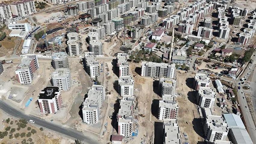 Kahramanmaraş'ta deprem konutlarında sona yaklaşılıyor: Doğukent'teki 28 blok yıl sonunda teslim ediliyor!