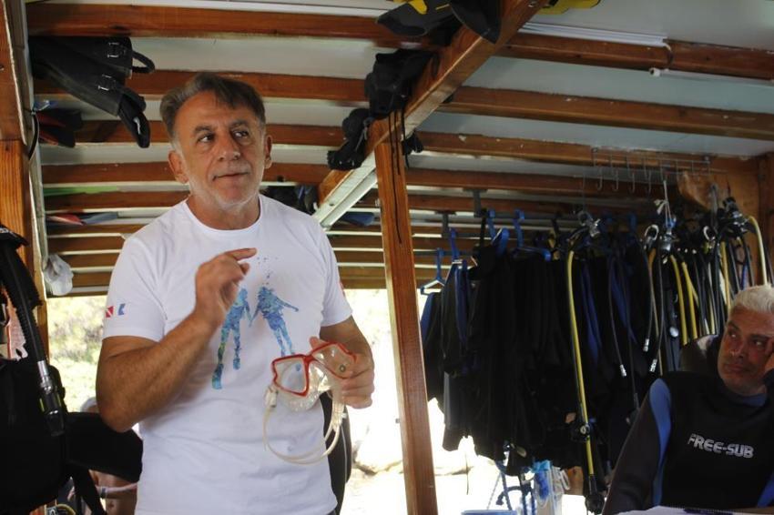 Marmaris’in su altı hazinesine yoğun ilgi: Batıklar ve mercanlar turist akınına uğruyor!