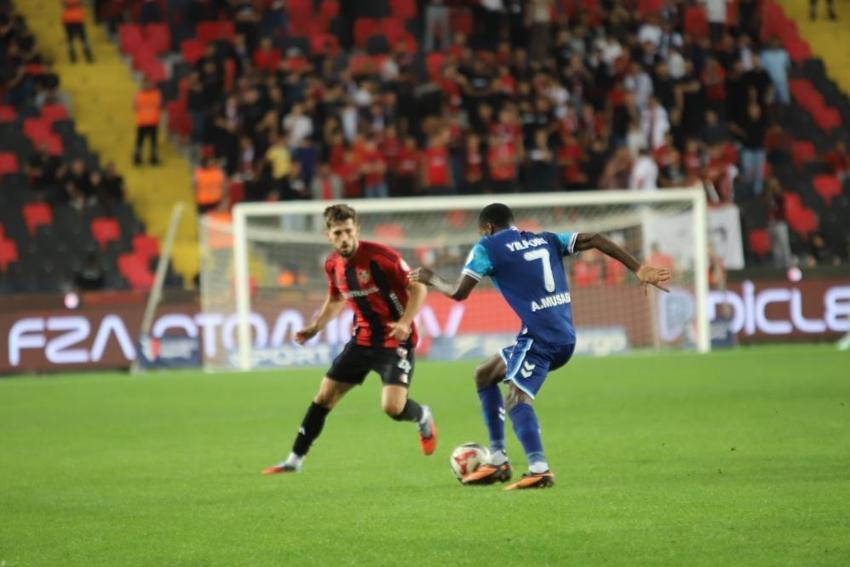 Samsunspor'da Yüksel Yıldırım resti çekti: Fenerbahçe maçını kaybedelim diye yapıyorlar