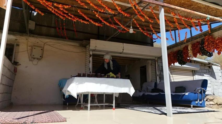 Emekli olduktan sonra köyüne yerleşti, tescilli biberden reçel yapmaya başladı! Taleplere yetişemiyor