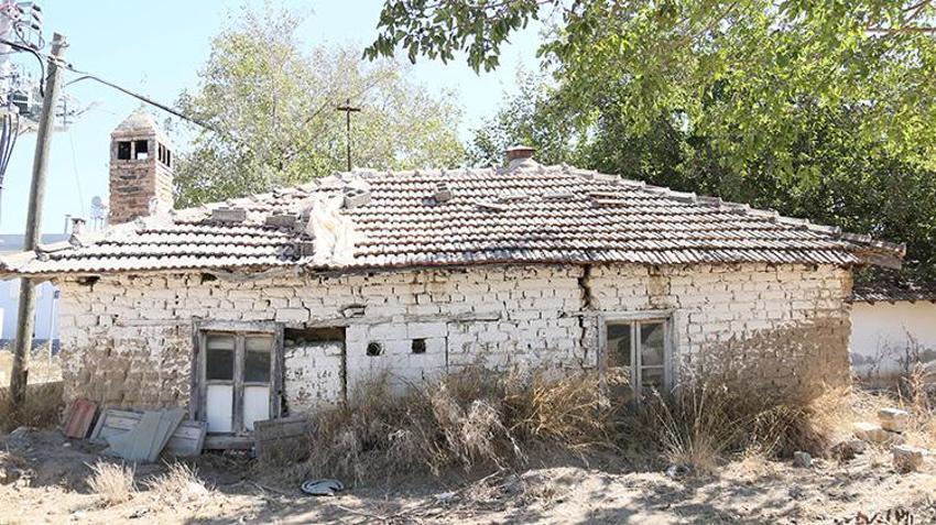 Antalya Kumköy'de 70 yıllık tapu gizemi: Bu köyün tamamı, tek bir ev hariç birbirine hissedar!