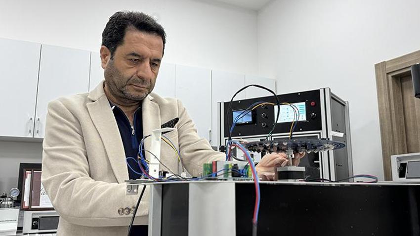 Elazığlı profesör geliştirdiği cihazlarla dünya pazarına açıldı! Amerika, Avrupa, Uzak Doğu ve Orta Doğu ülkelerine ihraç ediyor