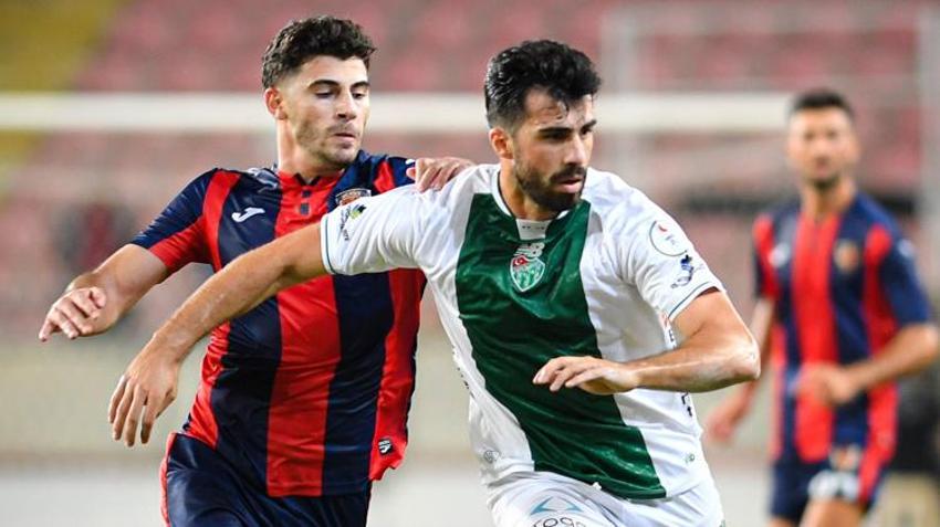 Bursaspor'da Tayfun Aydoğan sezonu kapattı! Adem Çağlayan formayı o isme verecek