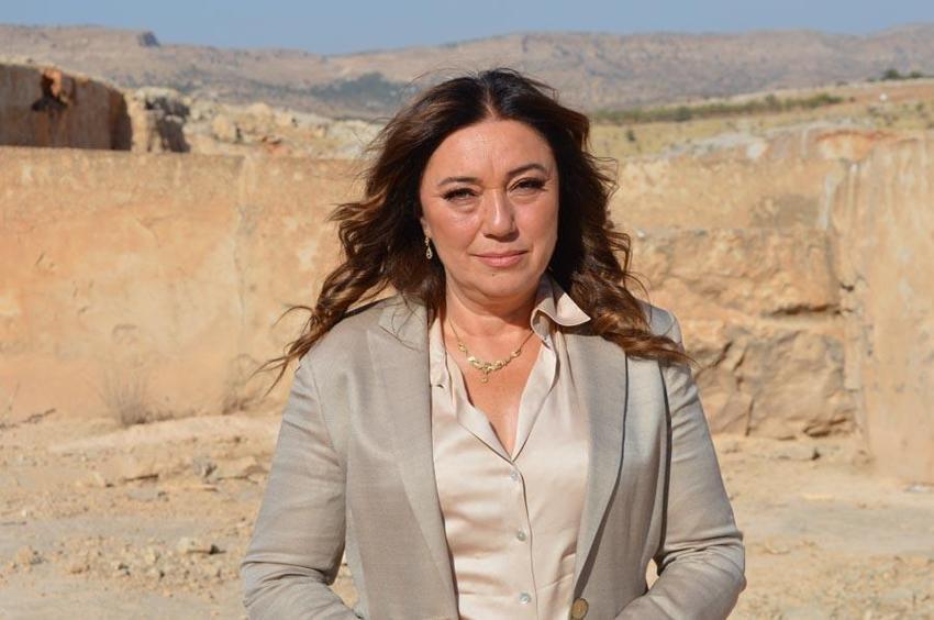 İnşaatlarda şehrin simgesi Mardin taşları yerine kent dokusuna uygun olmayan taşlar kullanıldığı iddiası