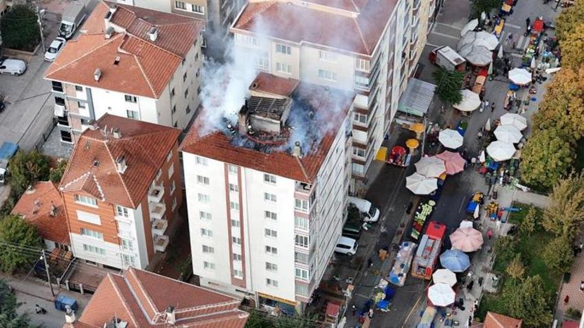 Eskişehir'de ilginç anlar! Pazarda alışveriş, binada tahliye