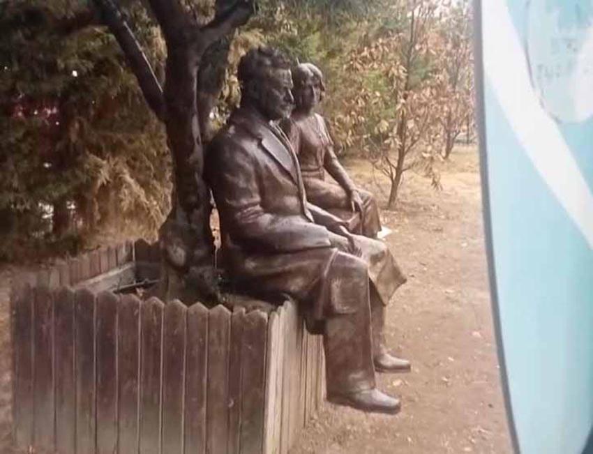 Bursa'nın Nilüfer ilçesindeki gençlerden Nazım ve Münevver’e tebessüm ettiren dokunuş