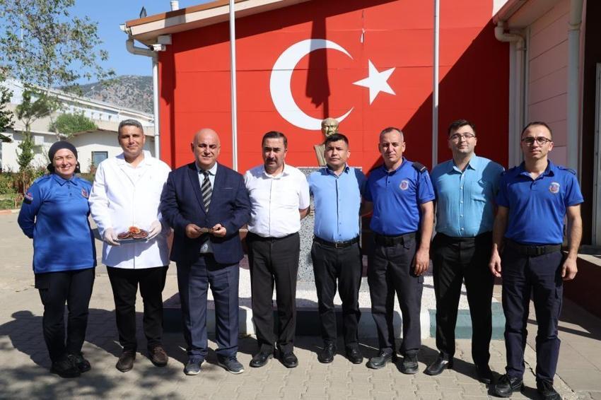 Adana'da hükümlüler, kilogramı 15 Bin TL olan 'Kırmızı Reishi' mantarı yetiştirdi! Ekonomiye katkı sağlayacak