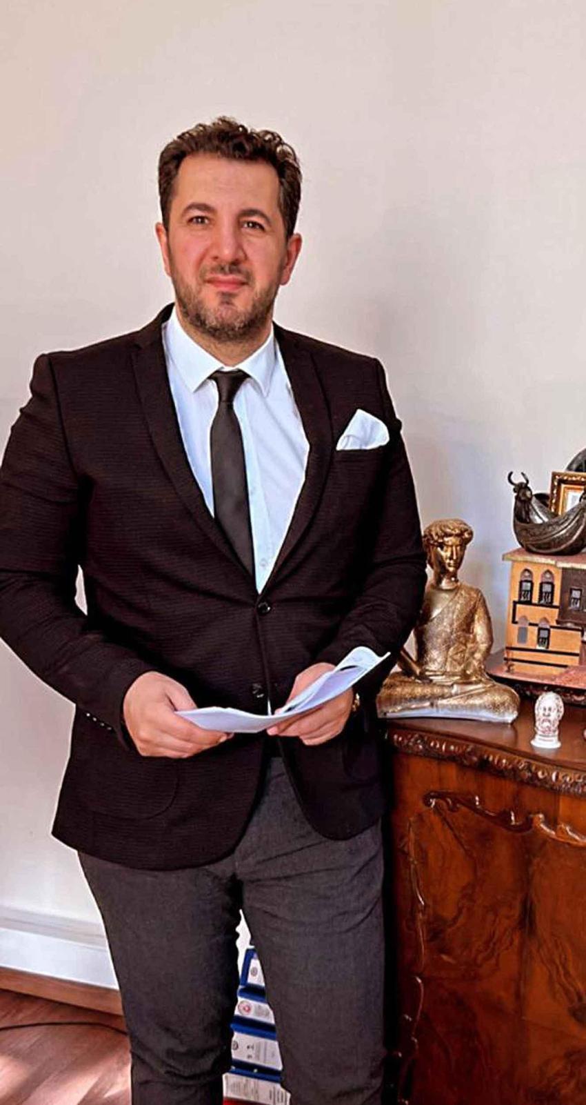 Antalya Kaleiçi'nde şaşırtıcı keşif: Halıcı dükkanındaki merdiven, 600 yıllık kayıp mihrap çıktı!