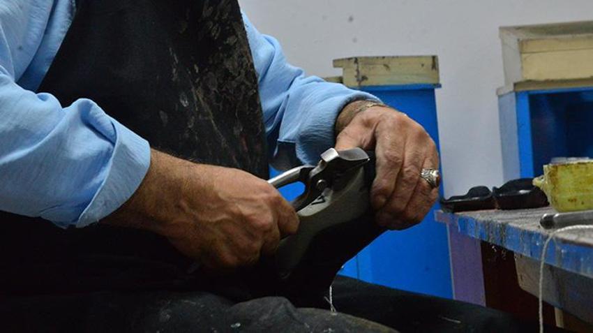 Kore Savaşı'ndan Bursa'ya uzanan meslek aşkı! Babası öğrenip geldi sonra da oğluna öğretti