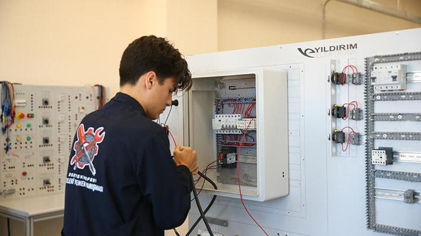 EOSB’li gençler birincilikle yetinmedi, şimdiden start verdiler! TEKNOFEST 2026 hazırlıkları başladı