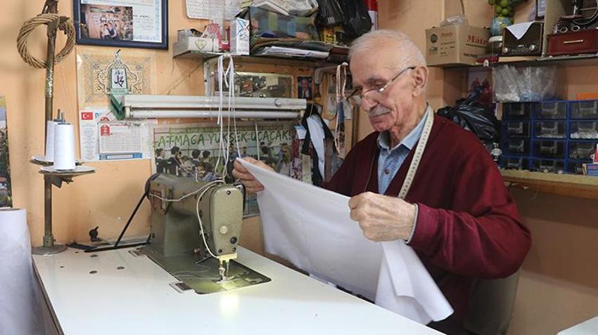 Rizeli usta yılın ödülünü aldı! Artvin, Trabzon ve İstanbul'dan sipariş alıyor