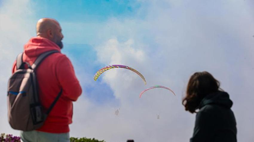 Muğla'da 'Altın Hafta' yoğunluğu! Çinliler bölgeye akın etti: 'İğne atsanız yere düşmeyecek kadar çok Çinli var'