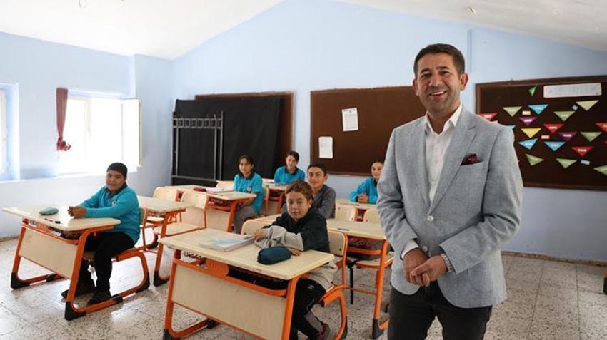 Köy okulunda özel okul konforu: Sınıfta sadece 8 kişiler, bütün Türkiye'ye örnek oldu!