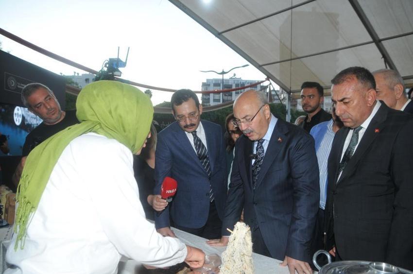 Anadoludakiler pazarı, coğrafi işaretli hazineleri Çukurova'ya taşıdı! El emeği zanaatlar Anadolu'nun kapılarını araladı!