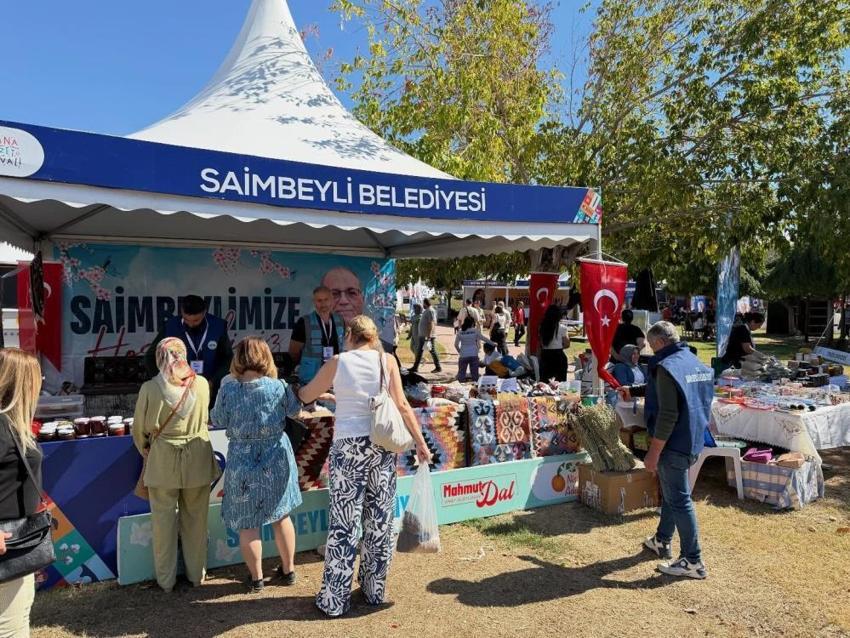 Lezzet Festivali'nde Feke ve Saimbeyli'nin doğal sumağı ve lavantası görücüye çıktı!
