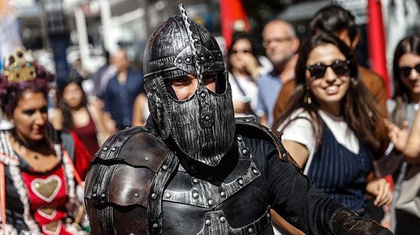 Mersin'de 7. uluslararası festival başladı: Gelirler deprem bölgesi çocuklarına gidecek!