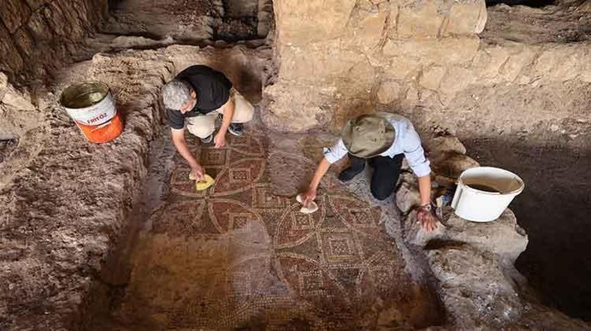 Mardin'de temizlenen eski değirmende paha biçilemeyen bir eser bulundu! Bin 500 yıllık tarihe sahip
