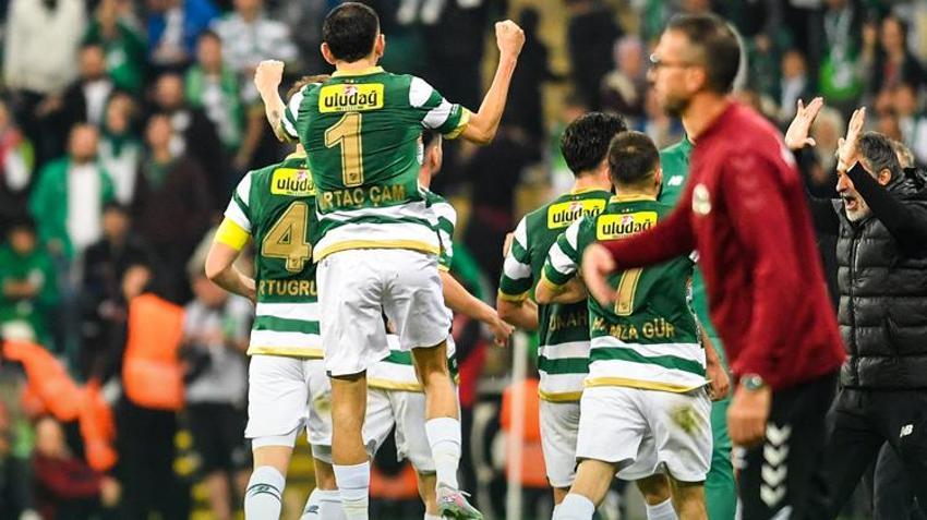 Bursaspor’a kötü haber geldi! Yıldız isim sakatlandı